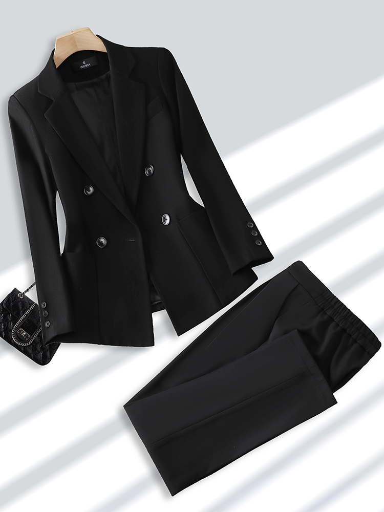 Modny damski garnitur ze spodn – Men Formal Wear Office recenzja i cena